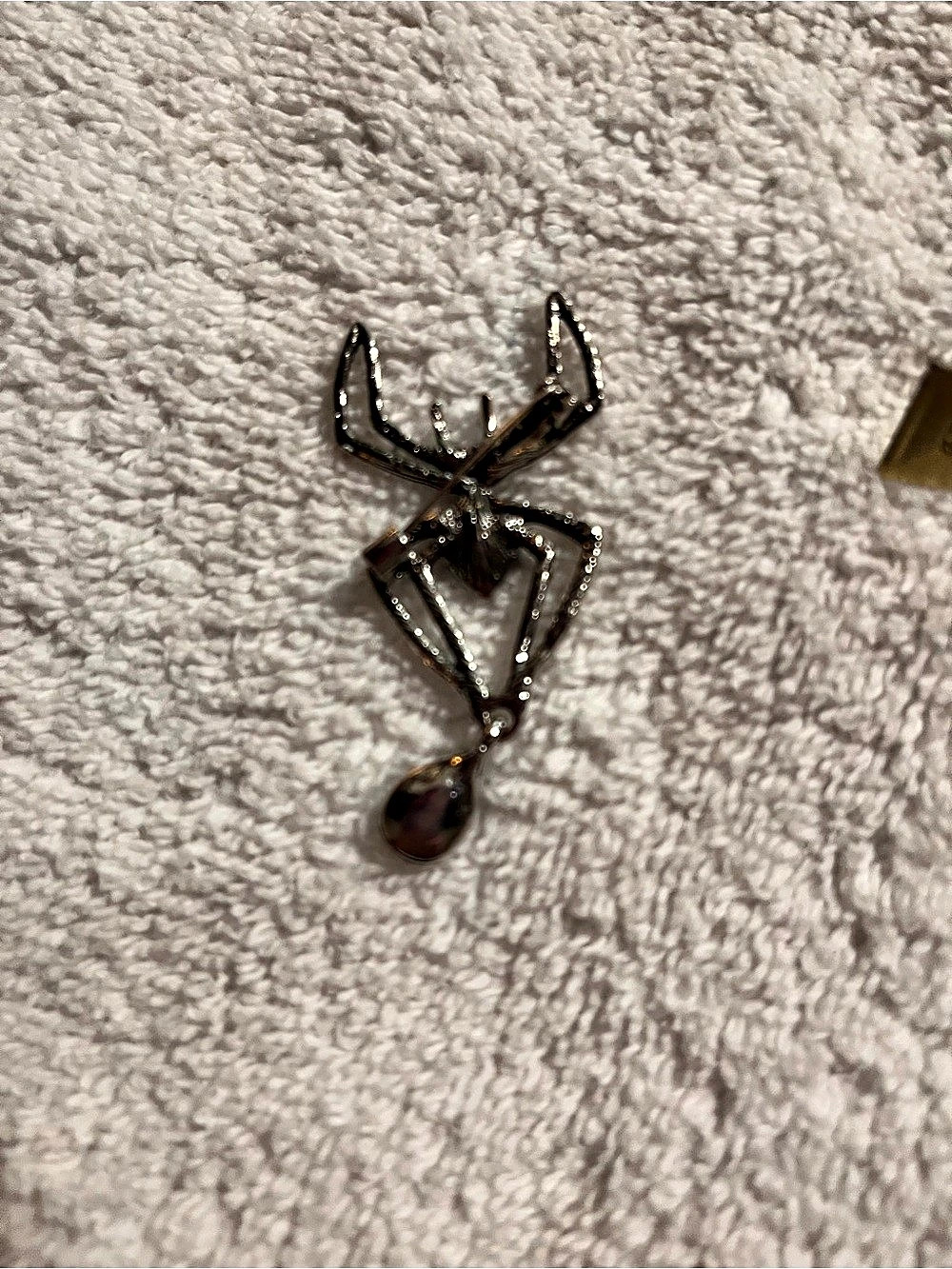 Spider Brooch in Black & Silver Like New